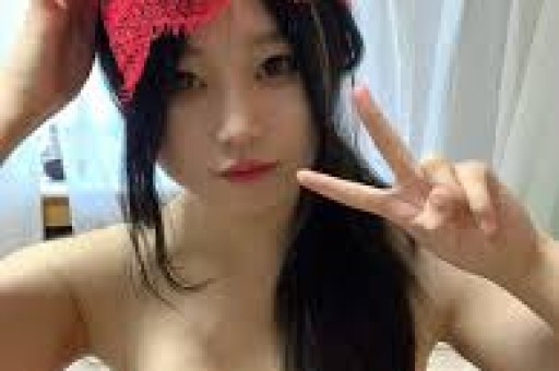 SBTI刷屏全网!黄晓明、苏醒等明星集体玩梗这场“不正经”测试凭什么火出圈? SBTI刷屏全网!黄晓明、苏醒等明星集体玩梗这场“不正经”测试凭什么火出圈?