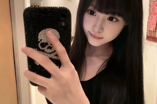 曝已婚二字喜剧男星是出轨惯犯潜规则同公司女艺人将其当P友