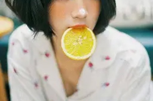 别吹了!三亚盛典网红生图一个比一个惨姚安娜却靠真实圈粉无数 别吹了!三亚盛典网红生图一个比一个惨姚安娜却靠真实圈粉无数